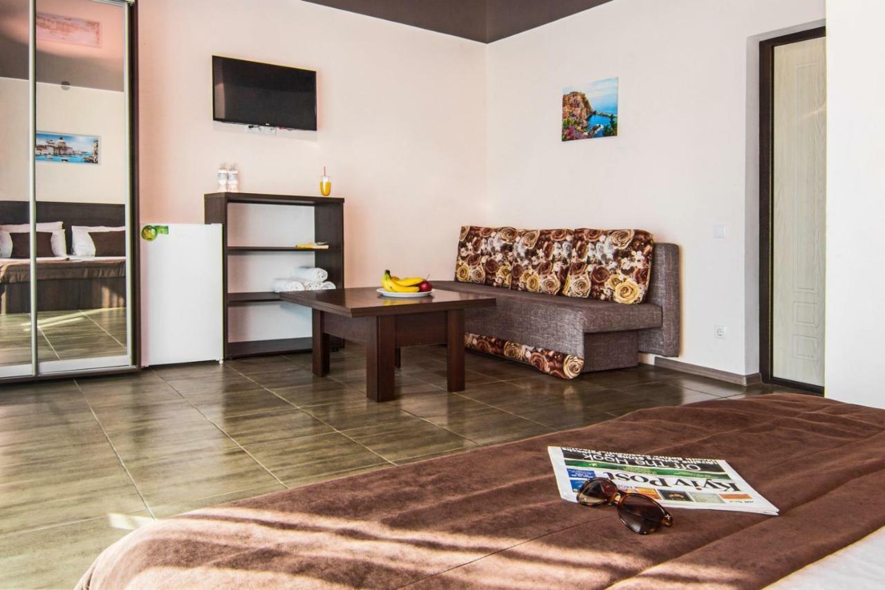 Marmaris Hotel Skadovsk Bagian luar foto
